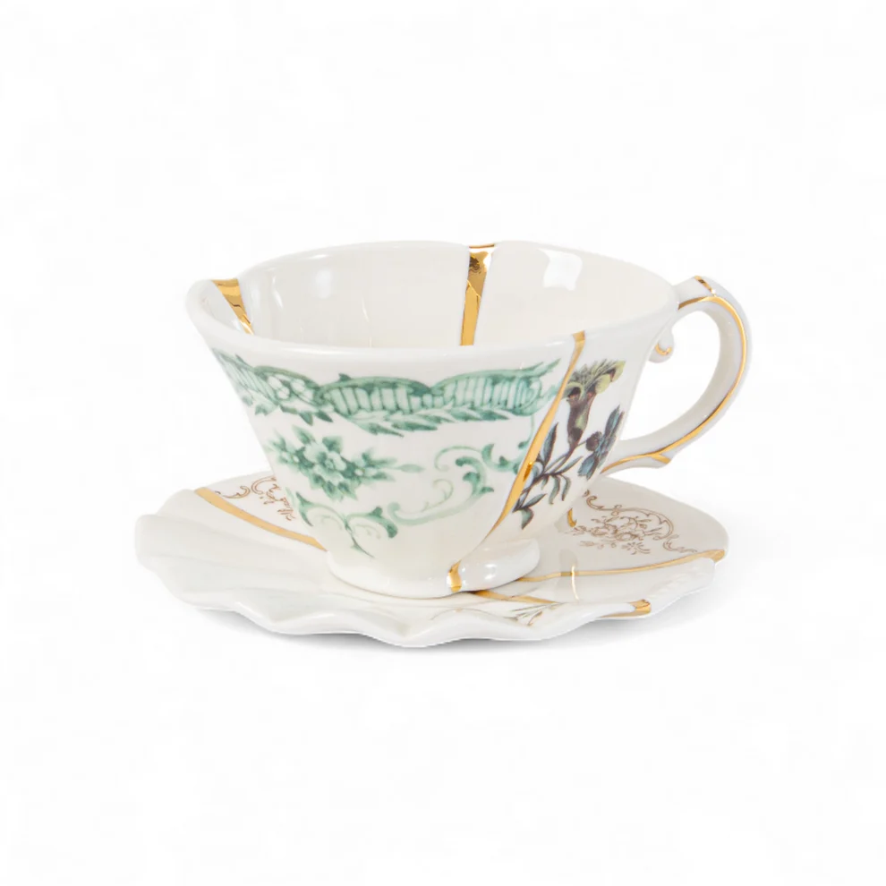 SET DA TE CON TAZZA E PIATTINO IN 
PORCELLANA E ORO "KINTSUGI" n.3