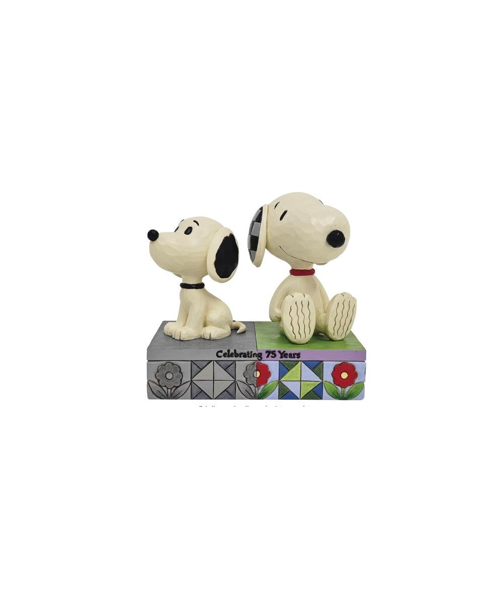 Statuetta Snoopy degli anni '50 contro Snoopy dei tempi moderni