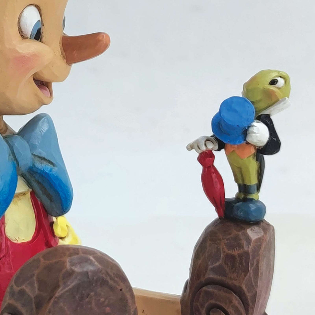 DISNEY TRADITIONS PINOCCHIO & GRILLO PARLANTE
