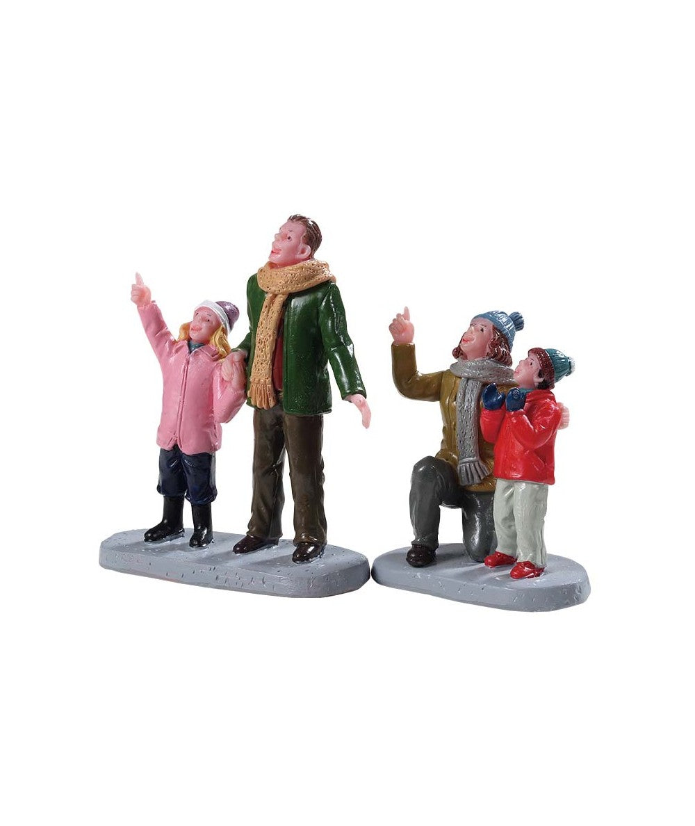 PEOPLE ADMIRING FIREWORKS, SET OF 2 92770-AA