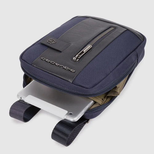 Piquadro Borsello Uomo Porta iPad Mini in Nylon Riciclato e Pelle con RFID e Tasca AirPods | CA3084BR2