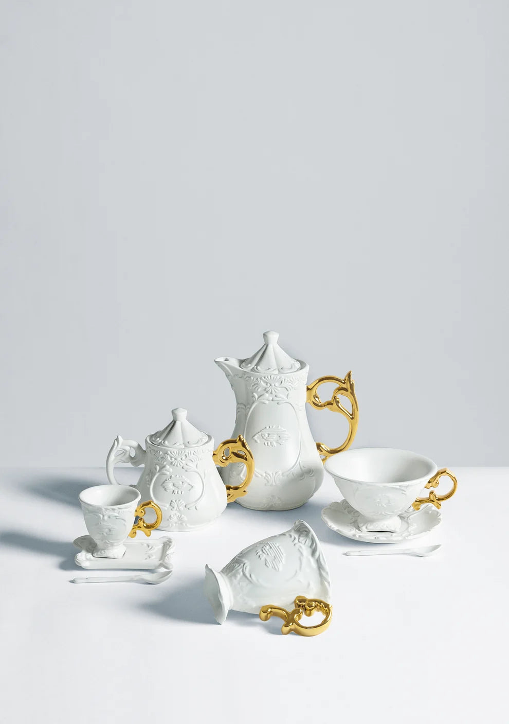 SET DA TE' IN PORCELLANA "I-WARES"  MANICI ORO