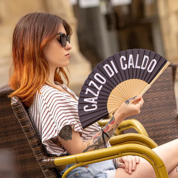 Fisura — VENTAGLIO CAZZO DI CALDO