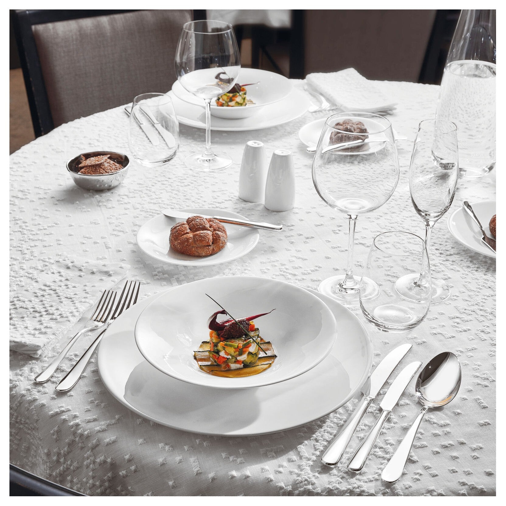 ARTHUR KRUPP BONE CHINA - SET 18 PZ PIATTI NEVE PER 6 PERSONE