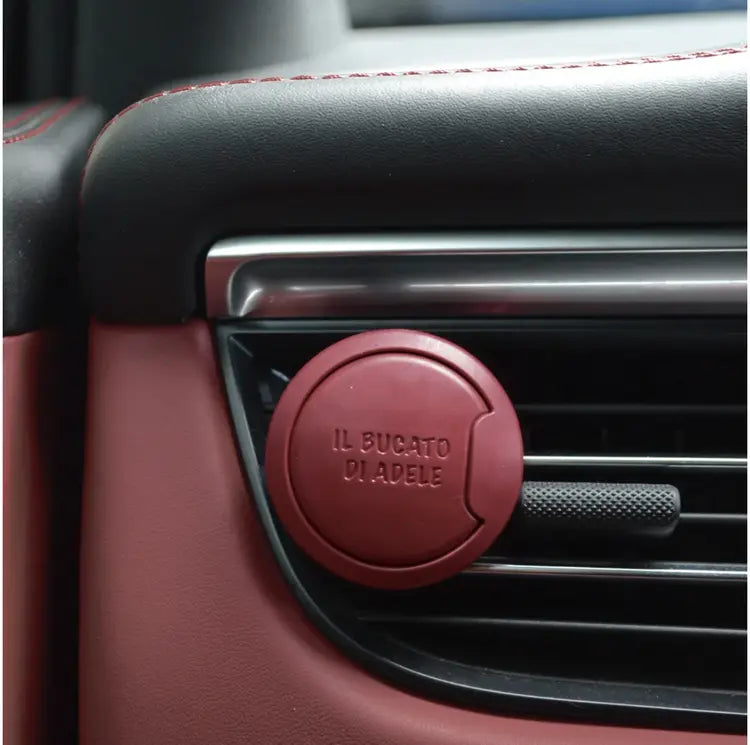 Il Bucato di Adele Deocar Rouge