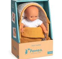 Djeco Mini Pomea Mini Sasha – Bambolotto con culla 20 cm