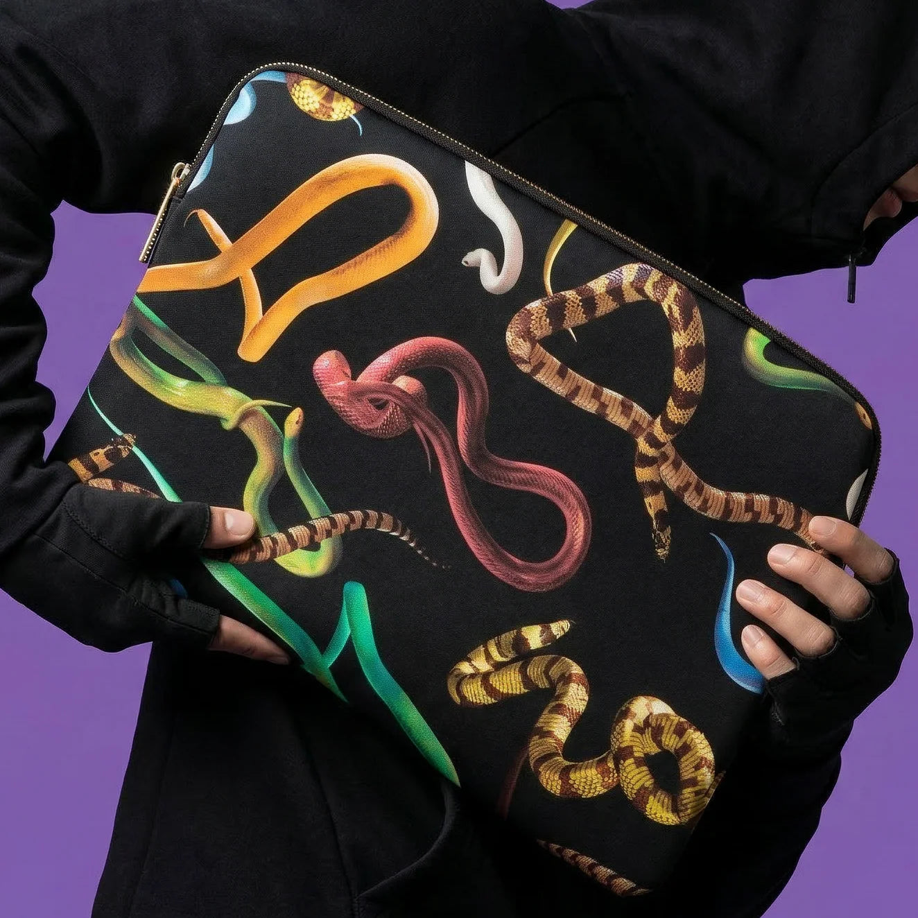 SELETTI - CUSTODIA LAPTOP IN PU STAMPATO"TOILETPAPER" SNAKES