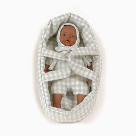 MINIKANE - Minis - Pio con gli occhi scuri e la sua culla a quadretti verde-grigio