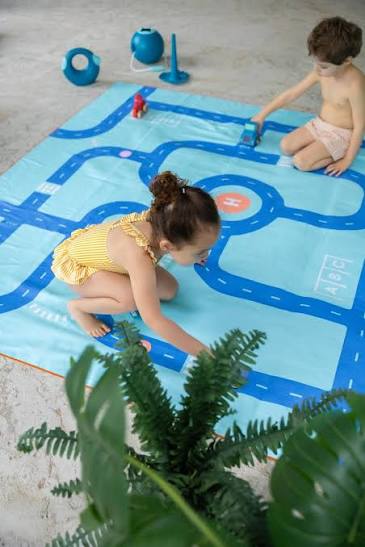 PlayTowel XXL (180 x 180cm) - Road