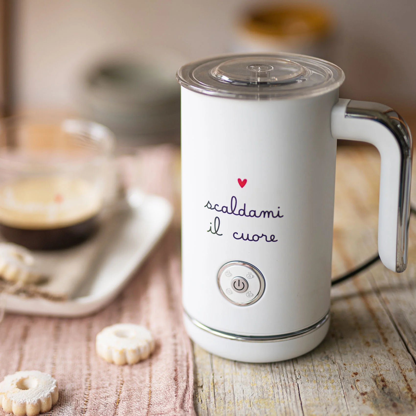 SIMPLE DAY - Montalatte Elettrico – Decoro "Scaldami il cuore" – Bianco