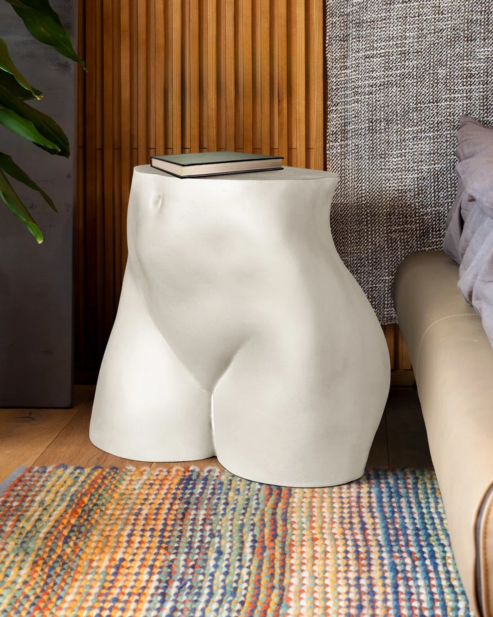 Seletti "Piece of Me" Sgabello in Cemento - cm 50x37 h.45 Woman
