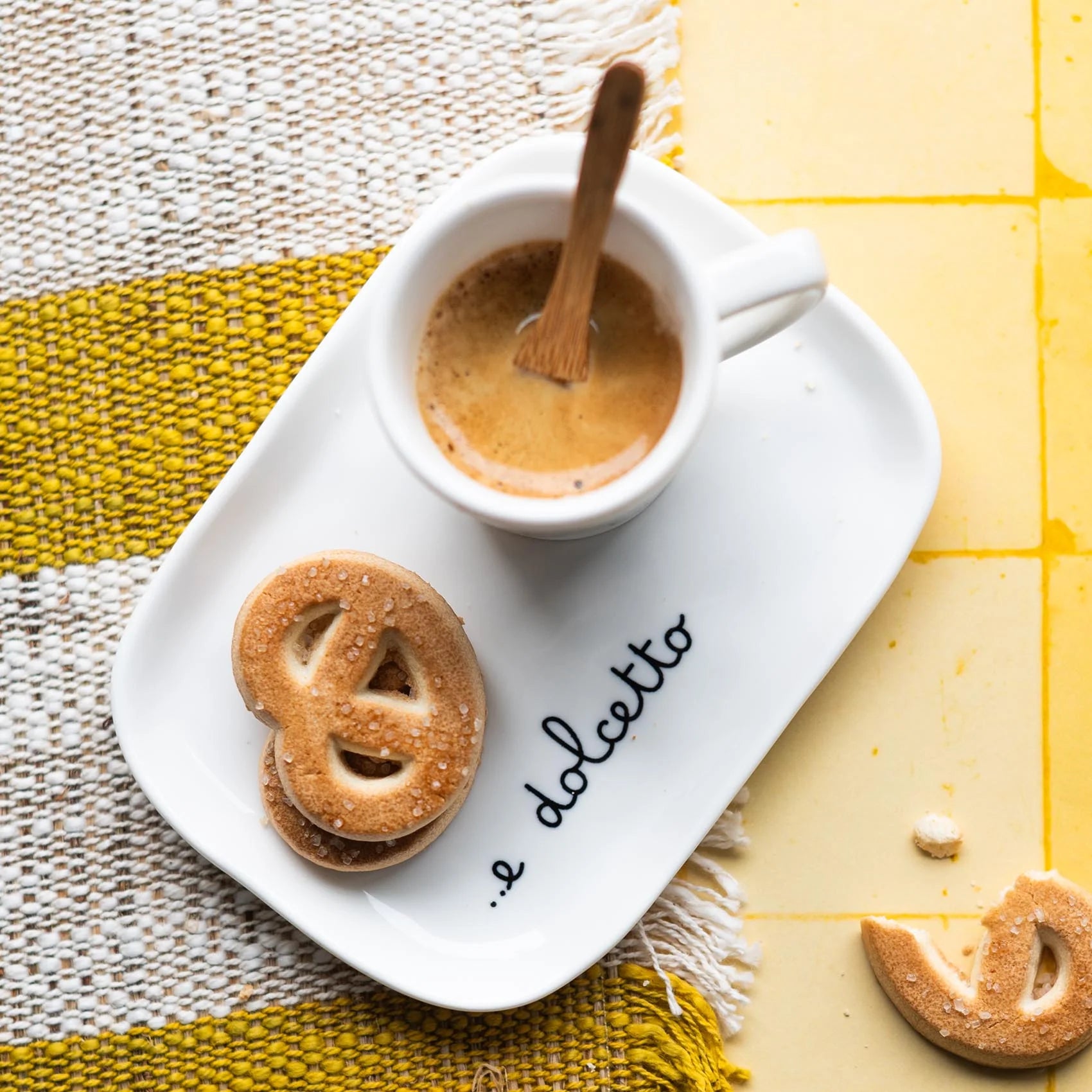 SIMPLE DAY - Set 2 Piattini per Tazze Espresso decoro ...e dolcetto
