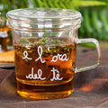 SIMPLE DAY - Mug con Infusore in vetro borosilicato È l'Ora Del Tè
