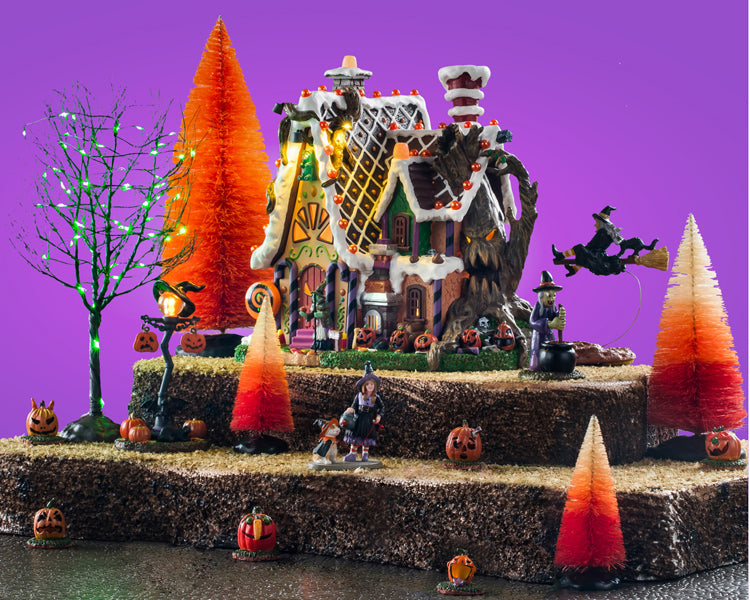 THE CANDY WITCH COTTAGE SETWITH 4.5V 550mA ADAPTOR 56665-EU